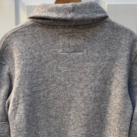 Boston Bruins 2016 Winter Classic Foxborough CCM Hockey Sweater NHL Size Medium - Picture 9 of 10